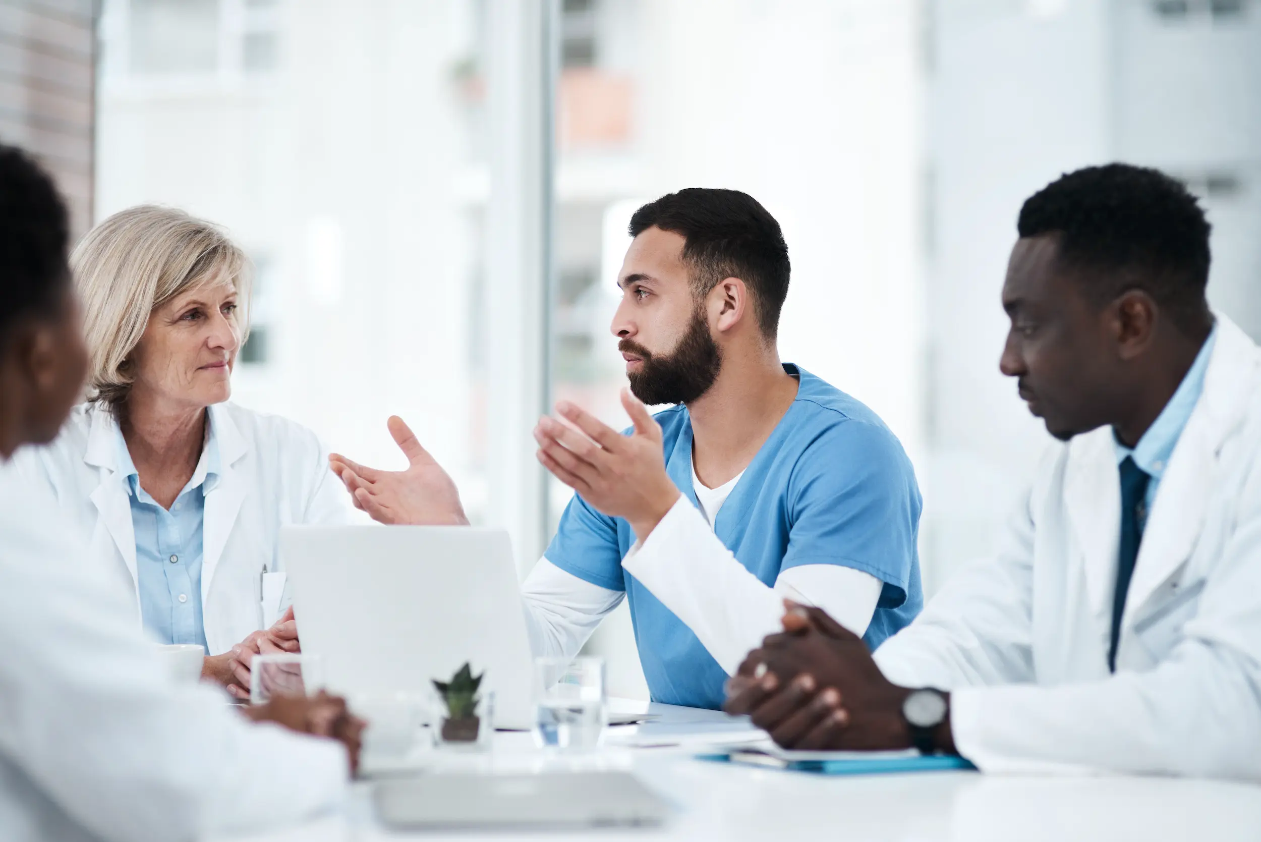 medical professionals meeting at a bright conferen 2026 01 09 11 11 45 utc